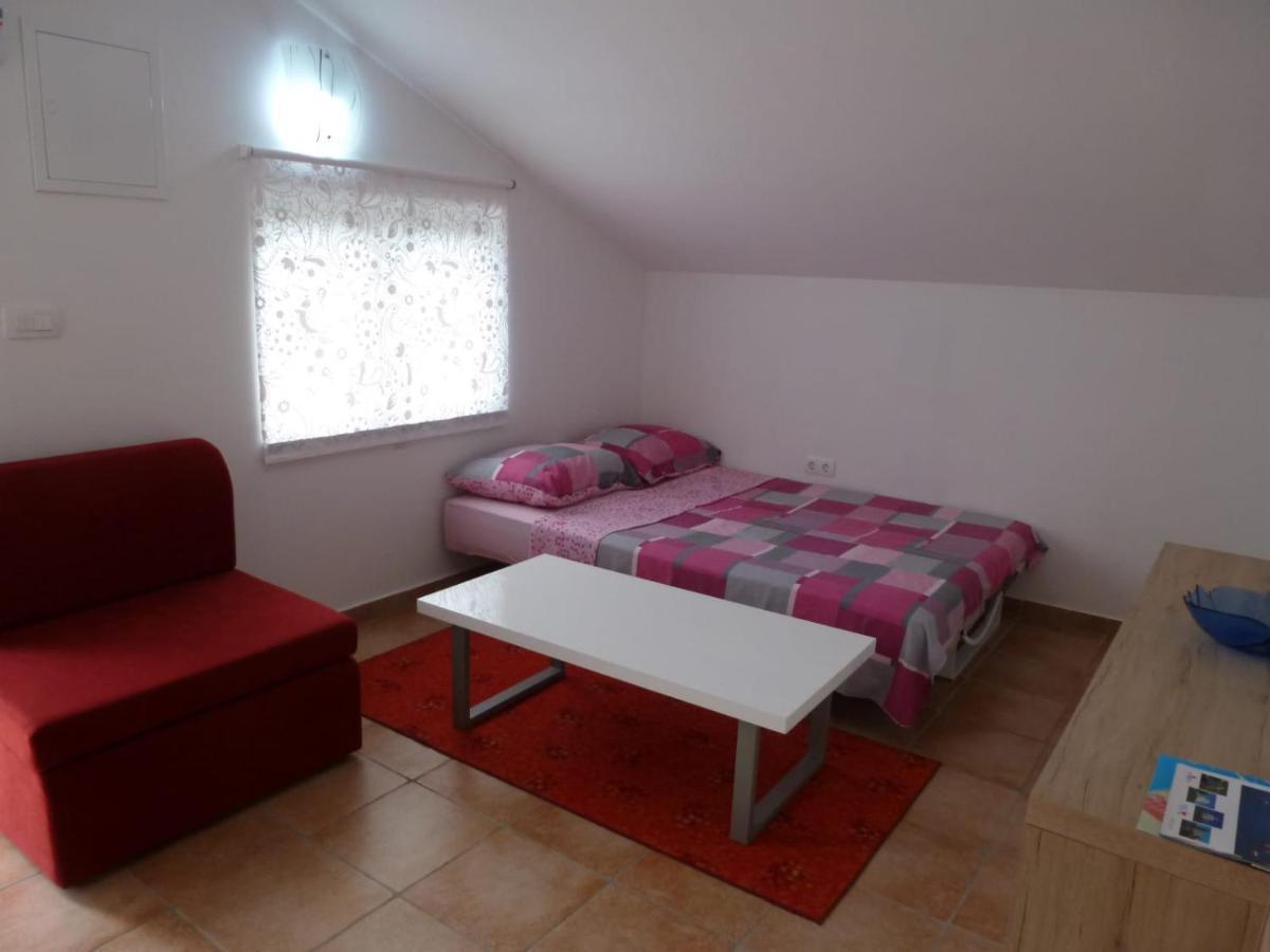 Apartmani Veronika 닌 외부 사진