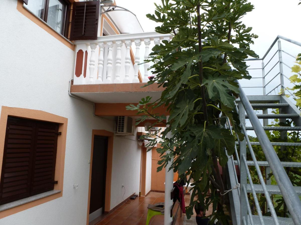 Apartmani Veronika 닌 외부 사진